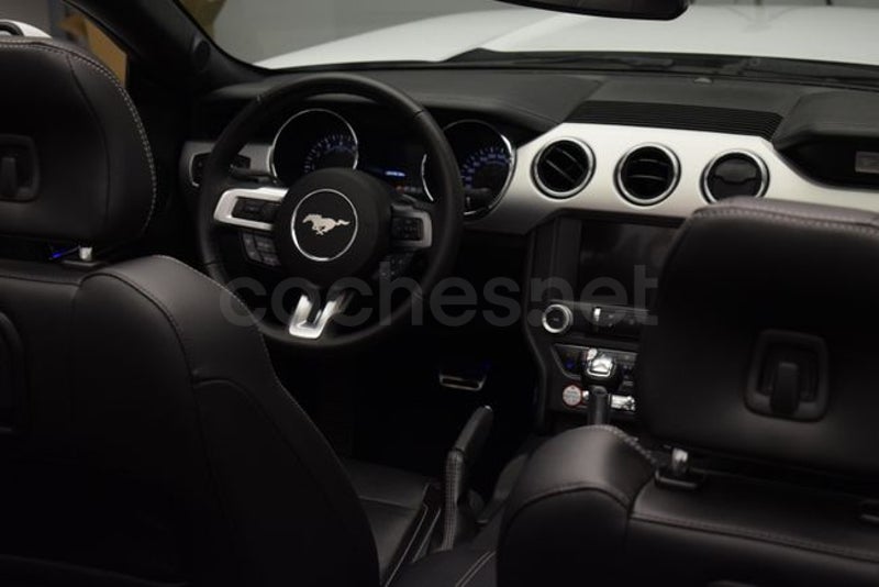 Ford Mustang 2017 — photo 6