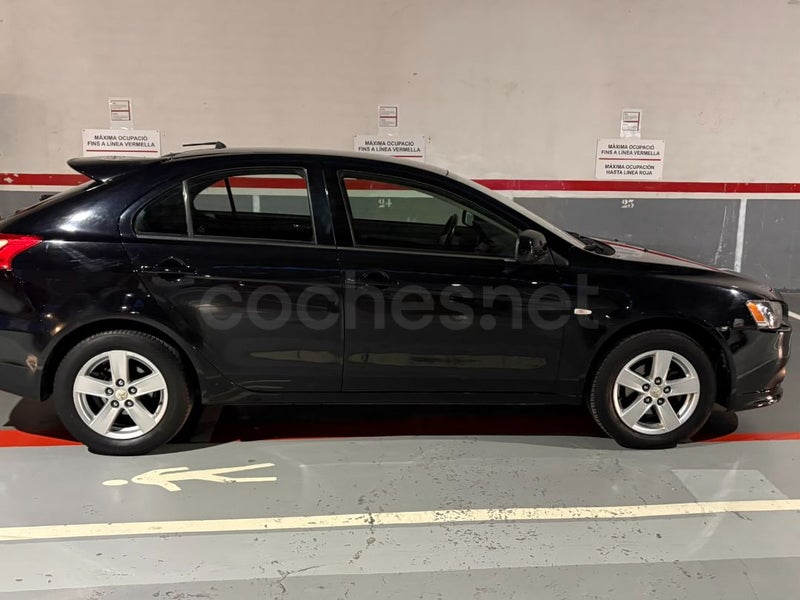 Mitsubishi Lancer 2011 — photo 4