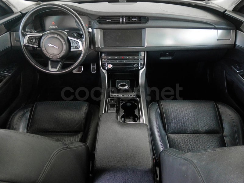 Jaguar Xf 2020 — photo 7