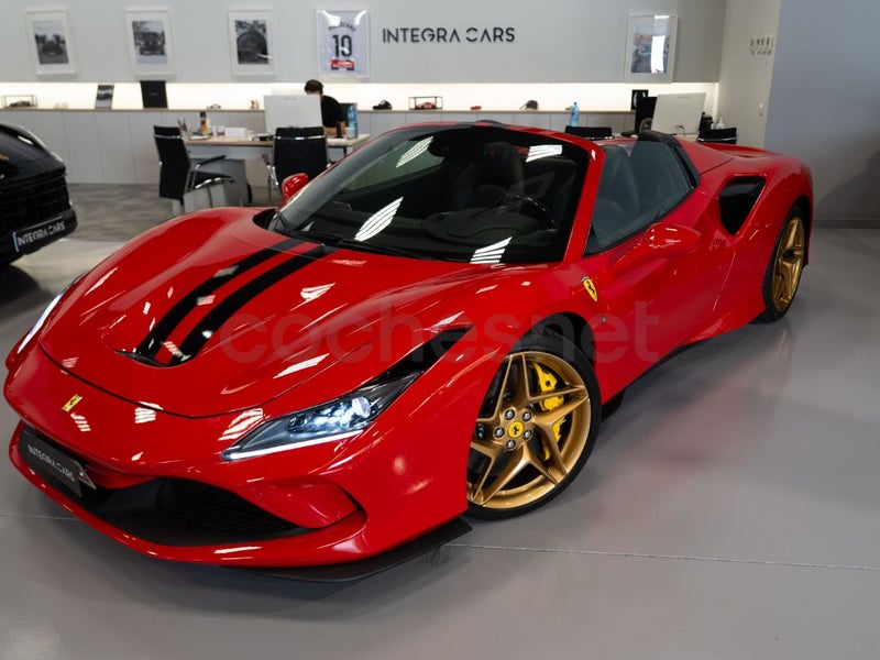 Ferrari F8 Spider 2022 — photo 2