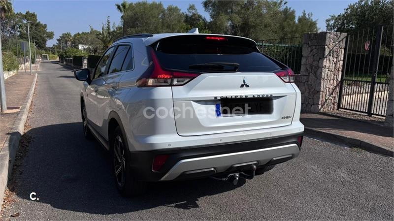 Mitsubishi Eclipse Cross 2022 — photo 2