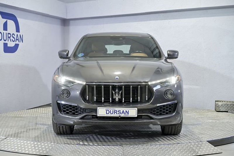 Maserati Levante 2021 — photo 2