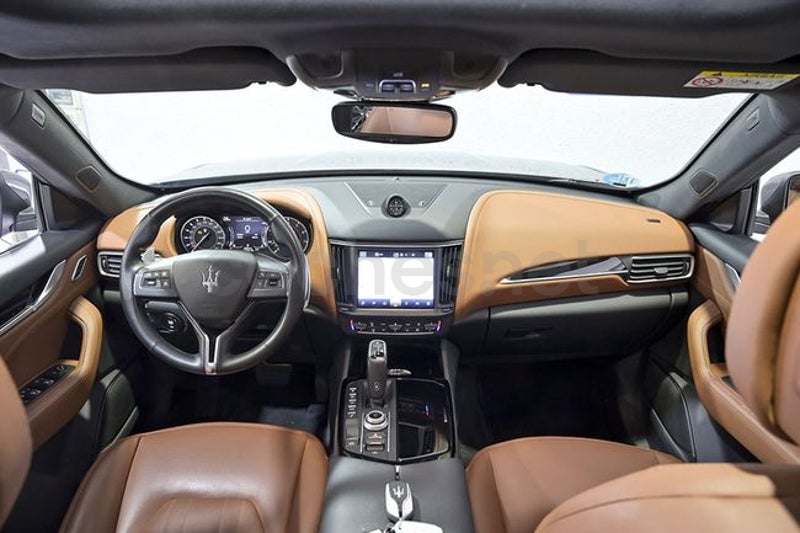 Maserati Levante 2021 — photo 8