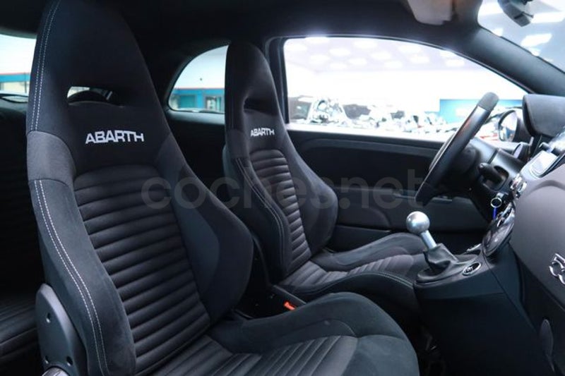 Abarth 500 2022 — photo 8