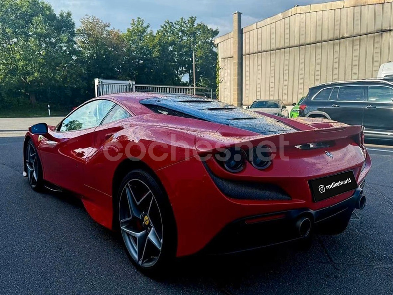 Ferrari F8 2021 — photo 4