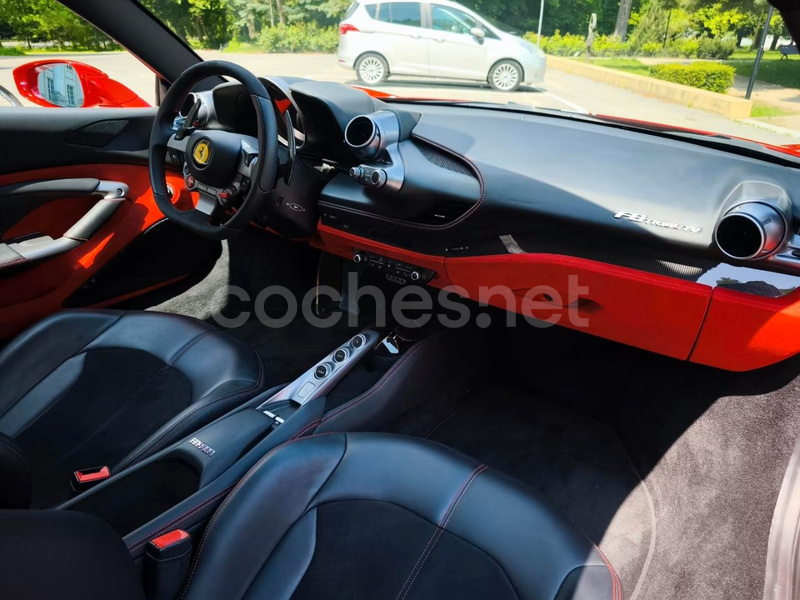 Ferrari F8 2021 — photo 8