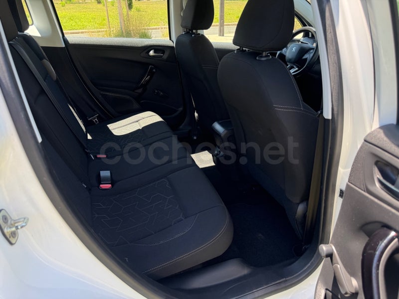 Peugeot 2008 2015 — photo 8