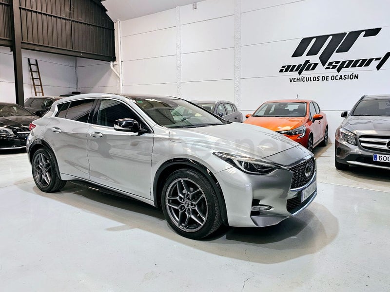 Infiniti Q30 2018