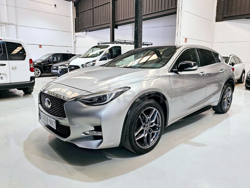 Infiniti Q30 2018 — photo 7