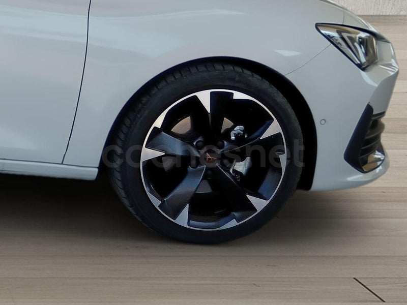 Cupra León 2023 — photo 8