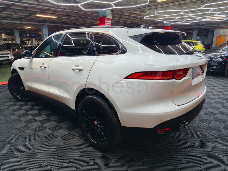 Jaguar F-pace 2016 — photo 3