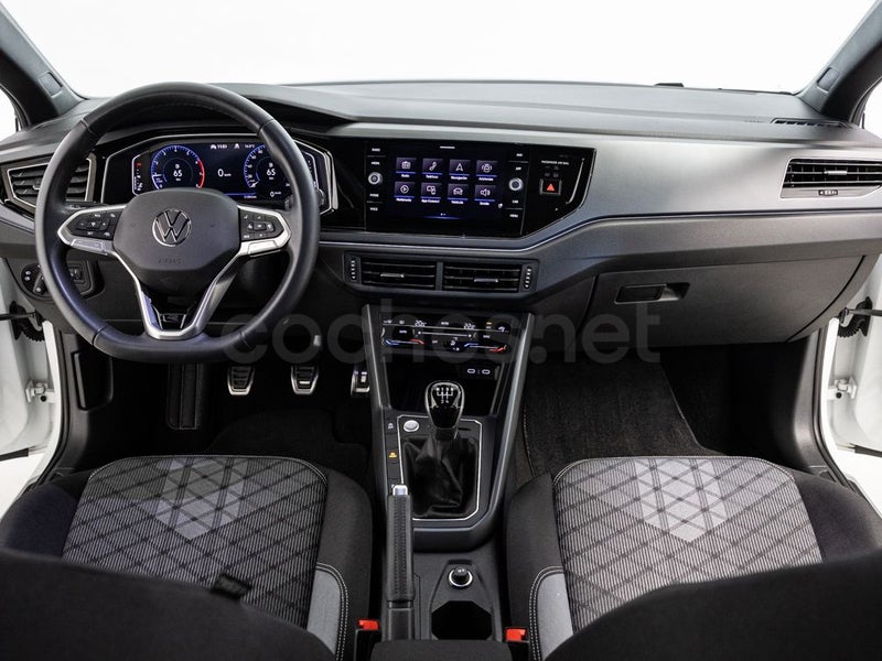 Volkswagen Polo 2023 — photo 7