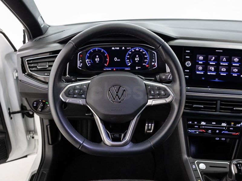Volkswagen Polo 2023 — photo 8