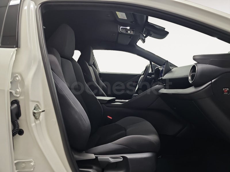 Toyota C-hr 2024 — photo 4