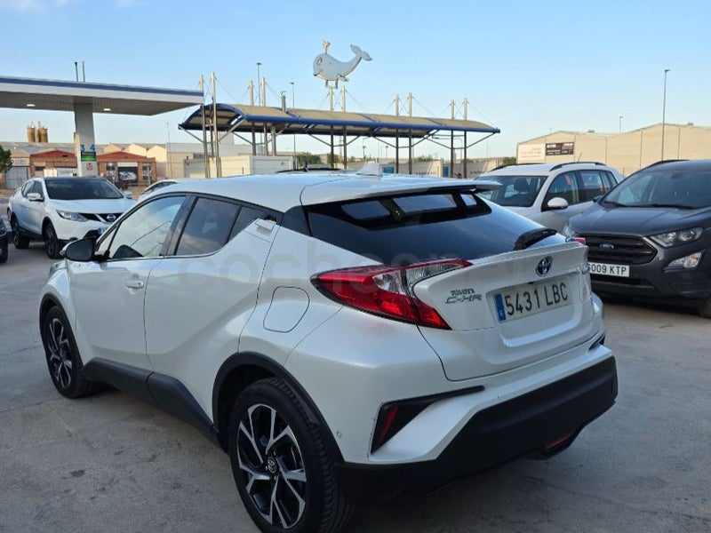 Toyota C-hr 2020 — photo 3