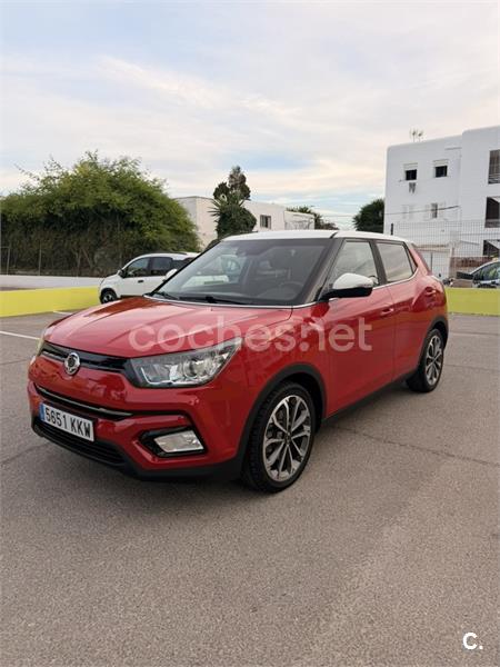 Ssangyong Tivoli 2018 — photo 2
