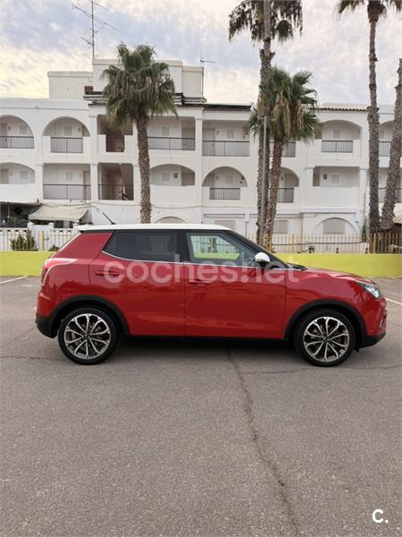 Ssangyong Tivoli 2018 — photo 4