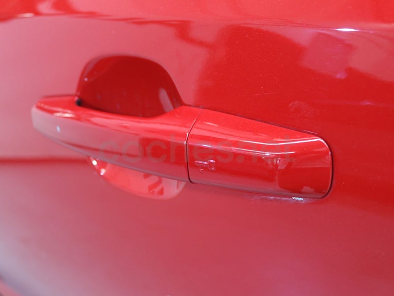 Jaguar E-pace 2019 — photo 8