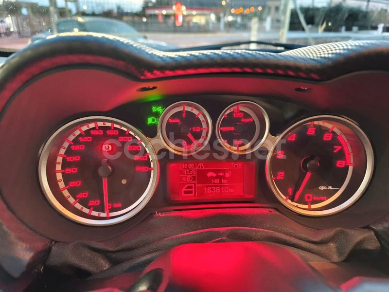 Alfa Romeo Mito 2011 — photo 8