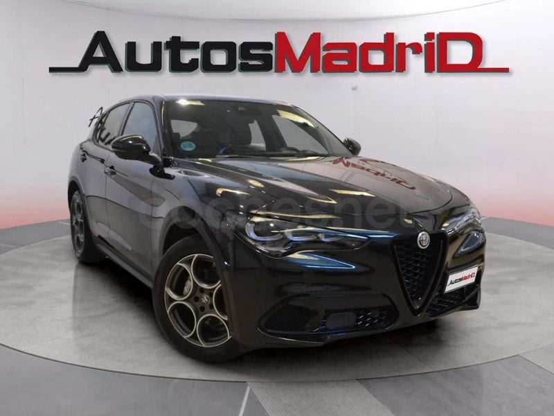 Alfa Romeo Stelvio 2023