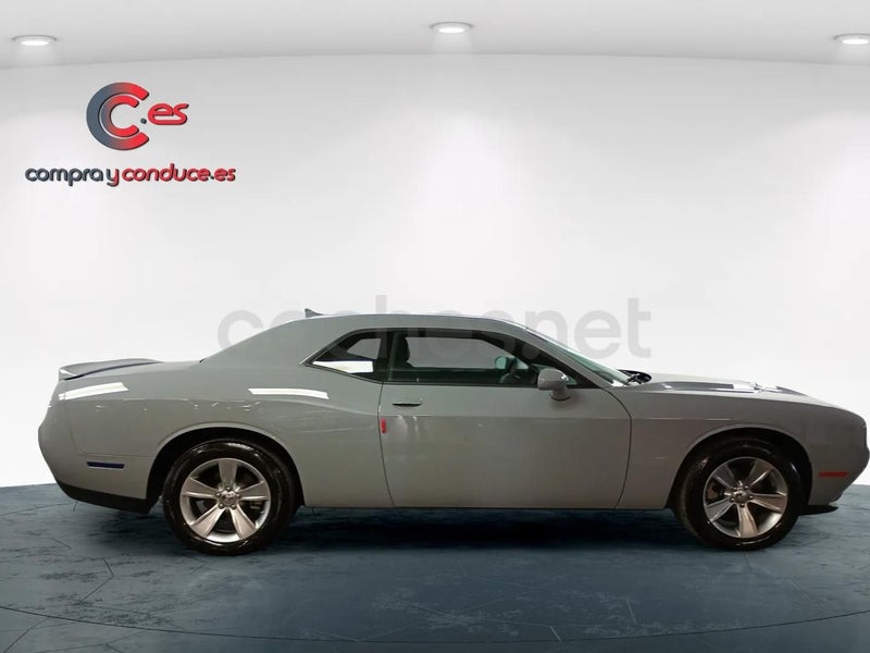Dodge Challenger 2022 — photo 5