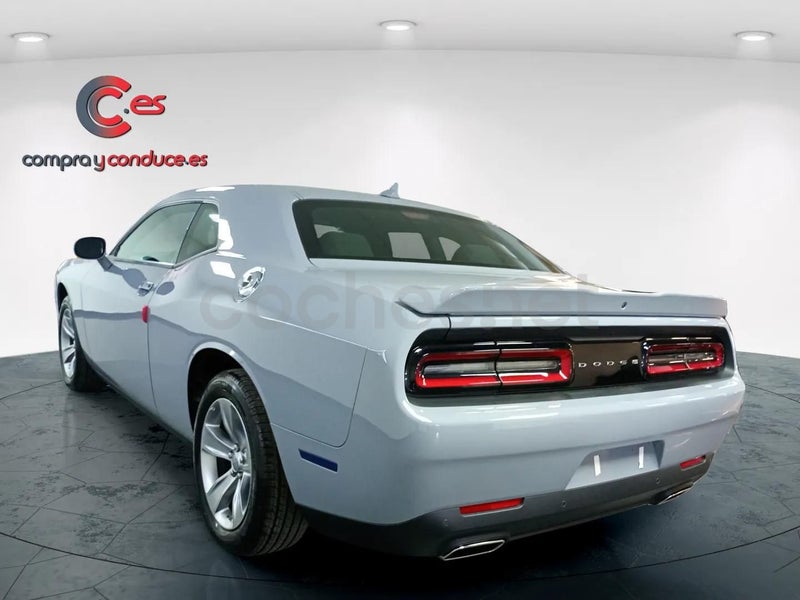 Dodge Challenger 2022 — photo 6