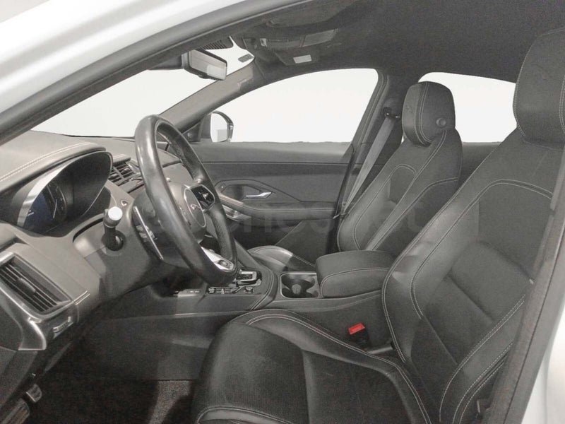 Jaguar E-pace 2022 — photo 8
