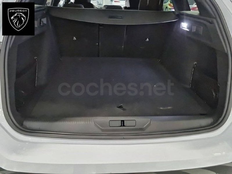 Peugeot 308 2024 — photo 6