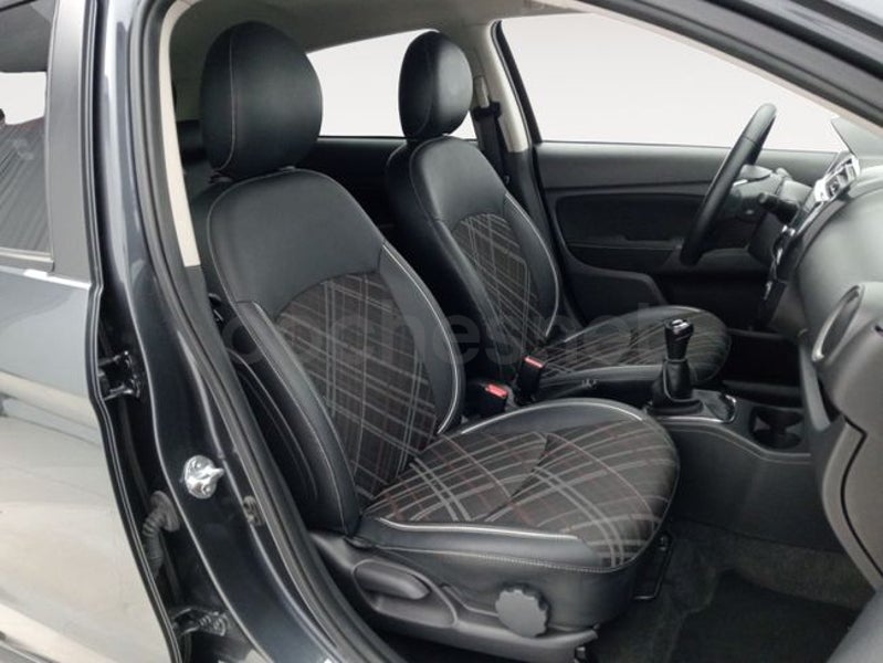 Mitsubishi Space Star 2024 — photo 8