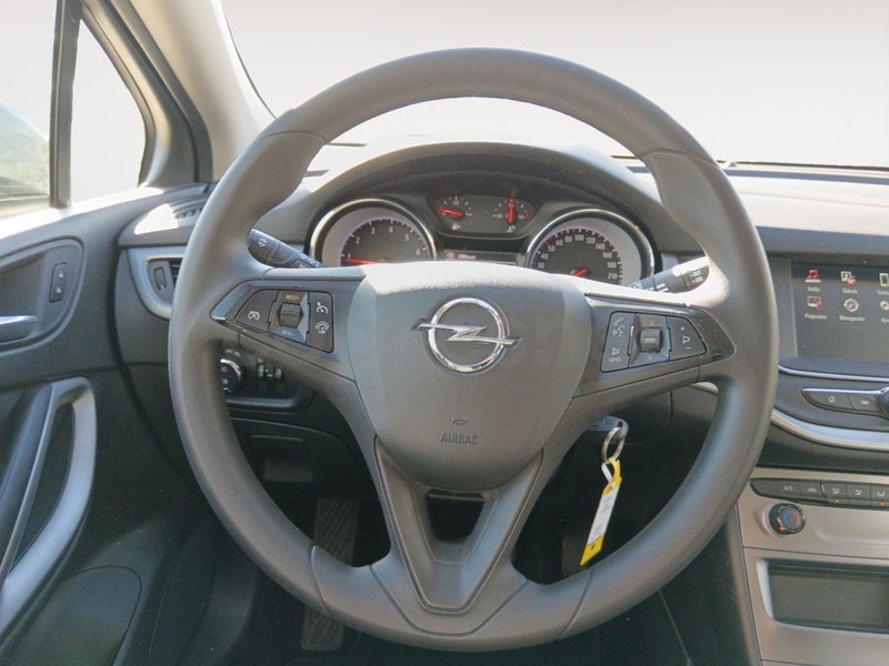 Opel Astra 2020 — photo 8