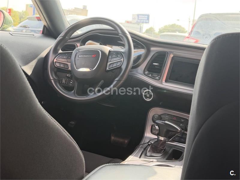 Dodge Challenger 2023 — photo 7