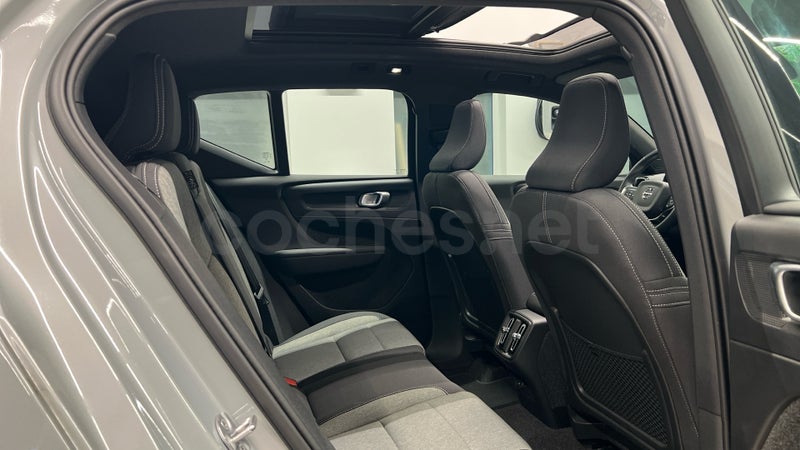 Volvo Xc40 2024 — photo 8