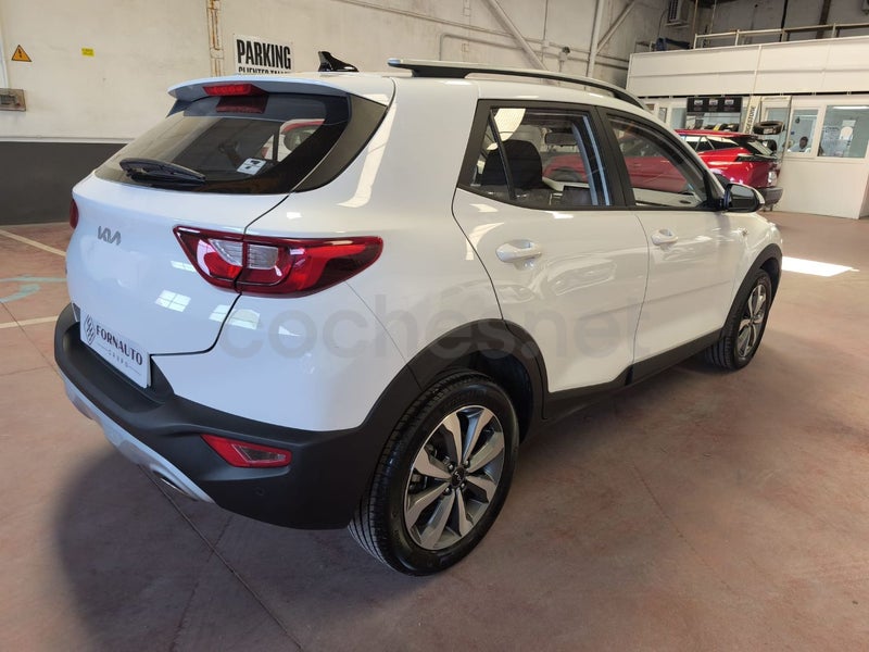 Kia Stonic 2024 — photo 4