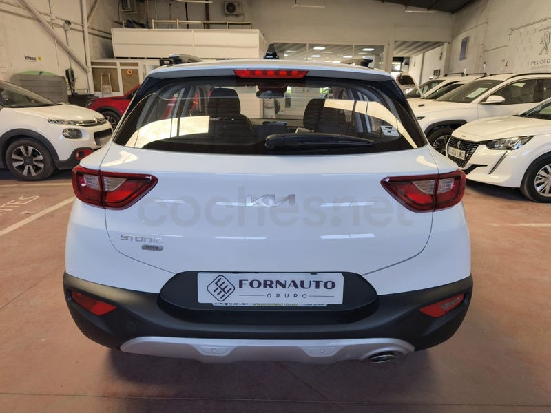 Kia Stonic 2024 — photo 5