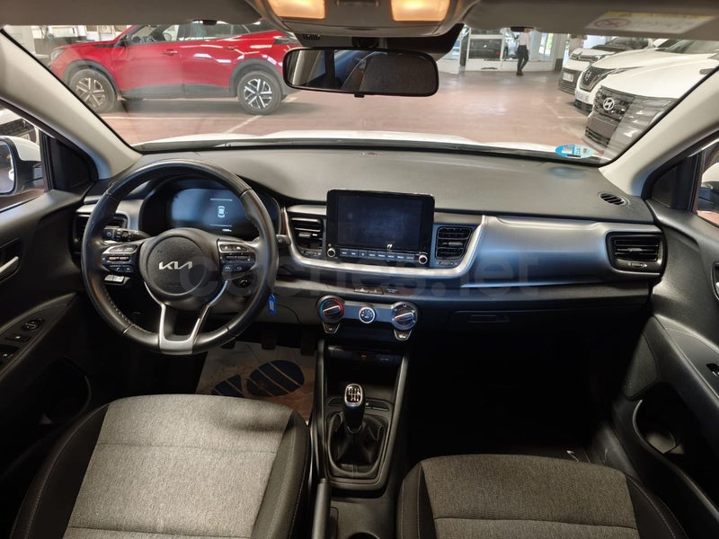 Kia Stonic 2024 — photo 7