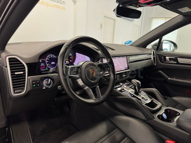 Porsche Cayenne Coupé 2021 — photo 7