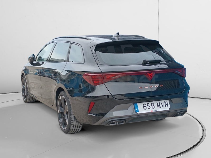 Cupra León 2024 — photo 4