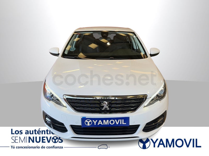Peugeot 308 2019 — photo 3
