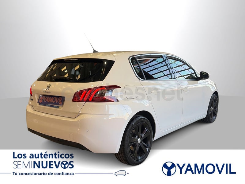 Peugeot 308 2019 — photo 6