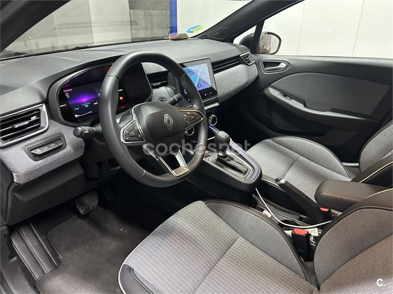 Renault Clio 2025 — photo 7