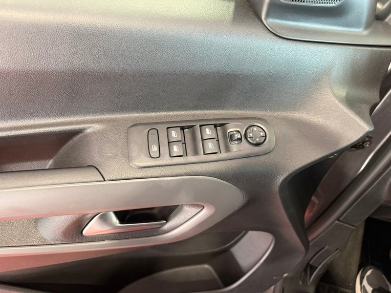 Toyota Proace City Verso 2023 — photo 7