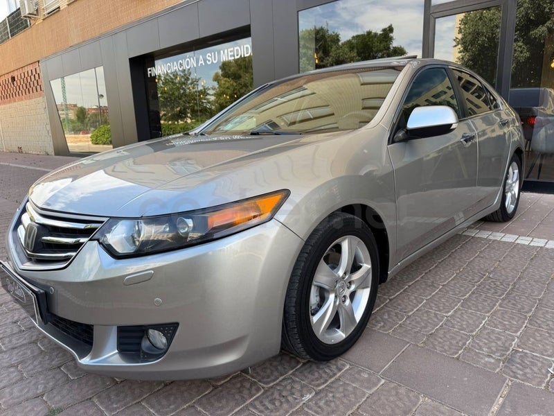 Honda Accord 2009 — photo 2