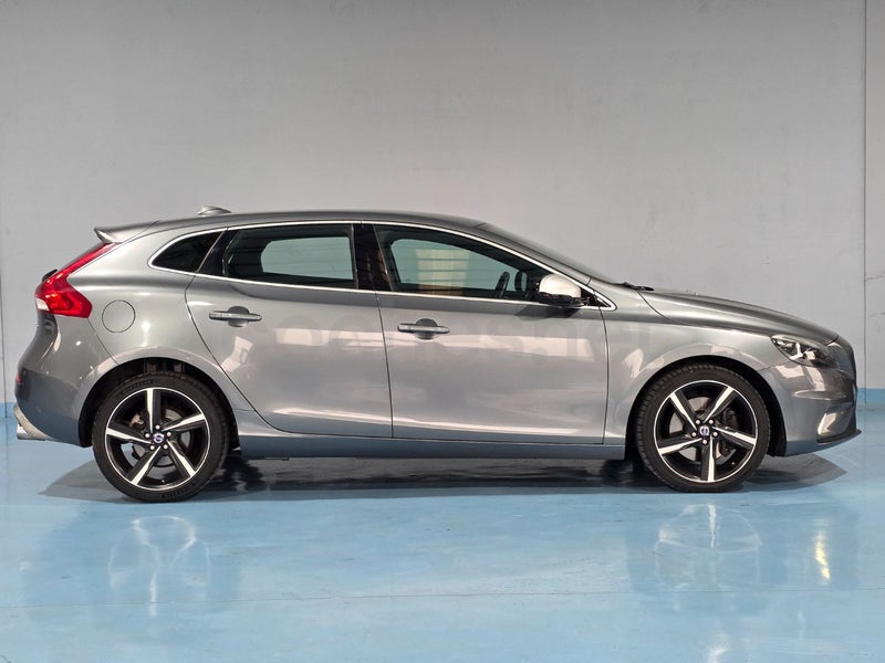 Volvo V40 2014 — photo 5