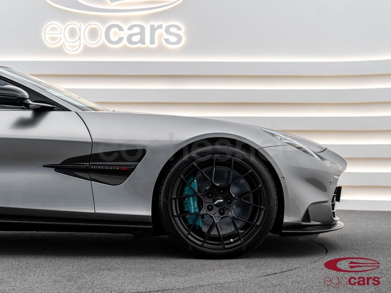 Aston Martin Vanquish 2025 — photo 6