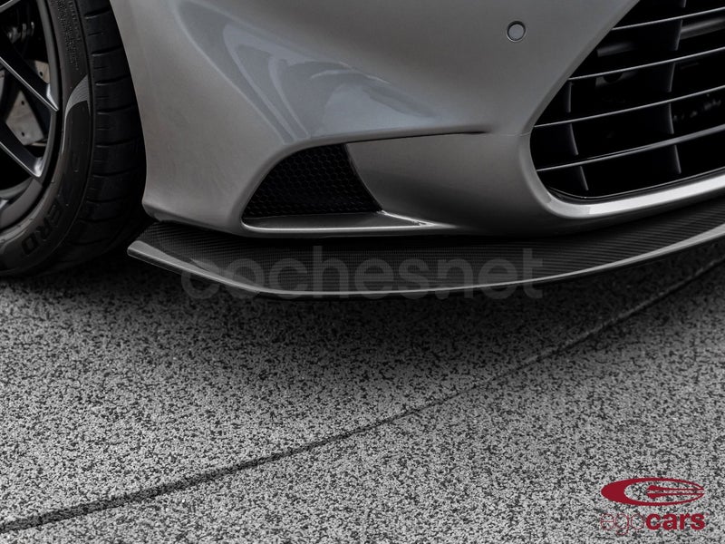 Aston Martin Vanquish 2025 — photo 8