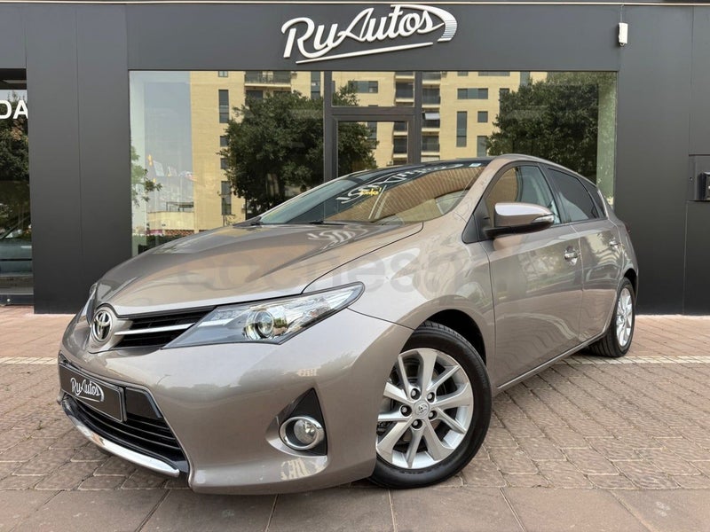 Toyota Auris 2013