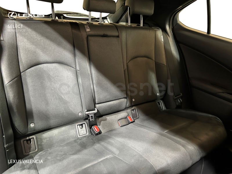 Lexus Ux 2022 — photo 7