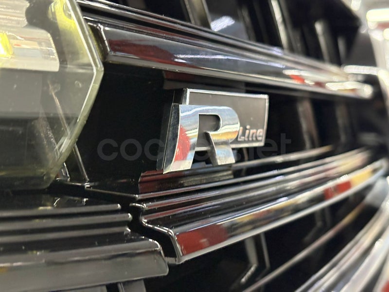 Volkswagen Touareg 2019 — photo 7
