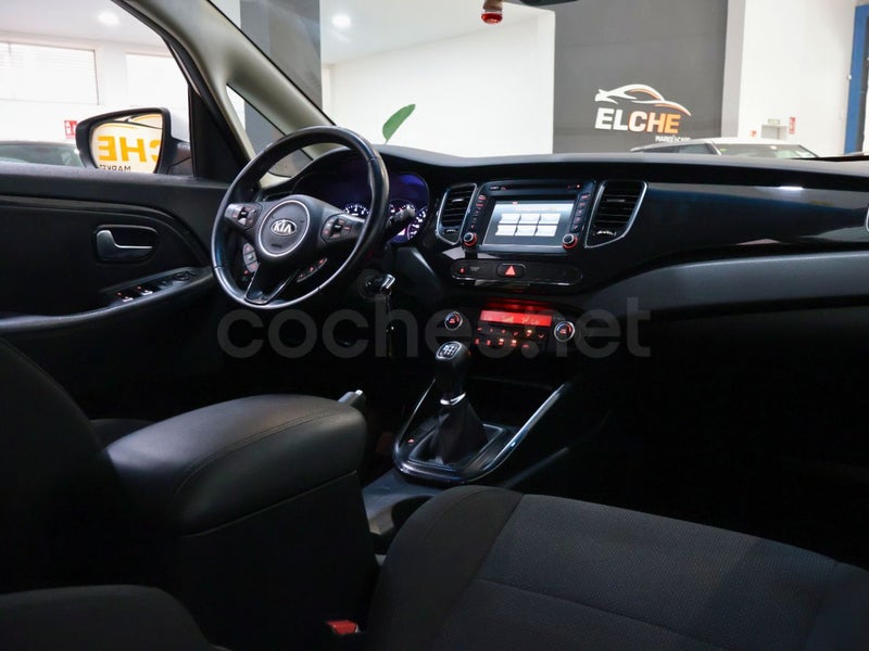 Kia Carens 2016 — photo 7