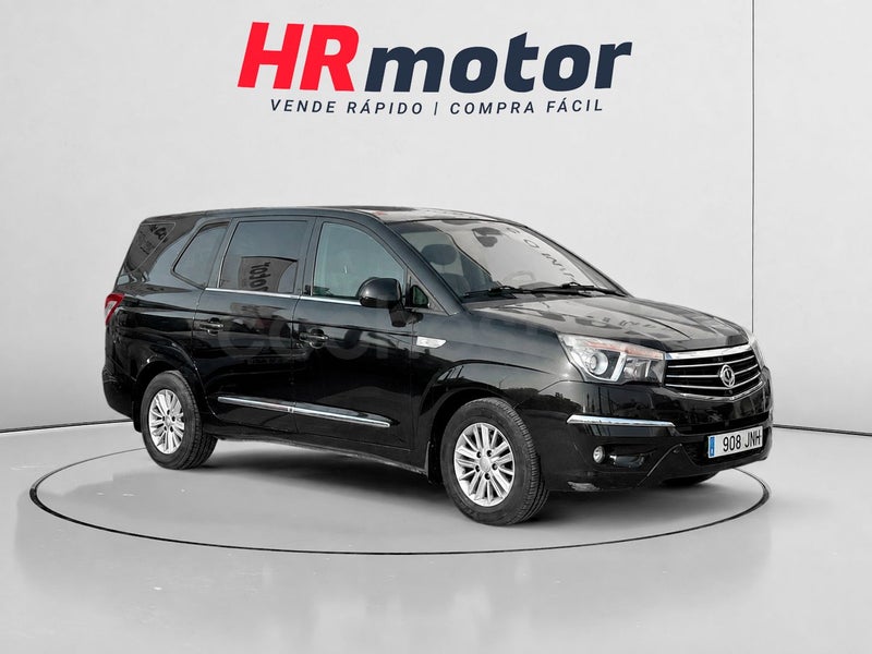 Ssangyong Rodius 2016